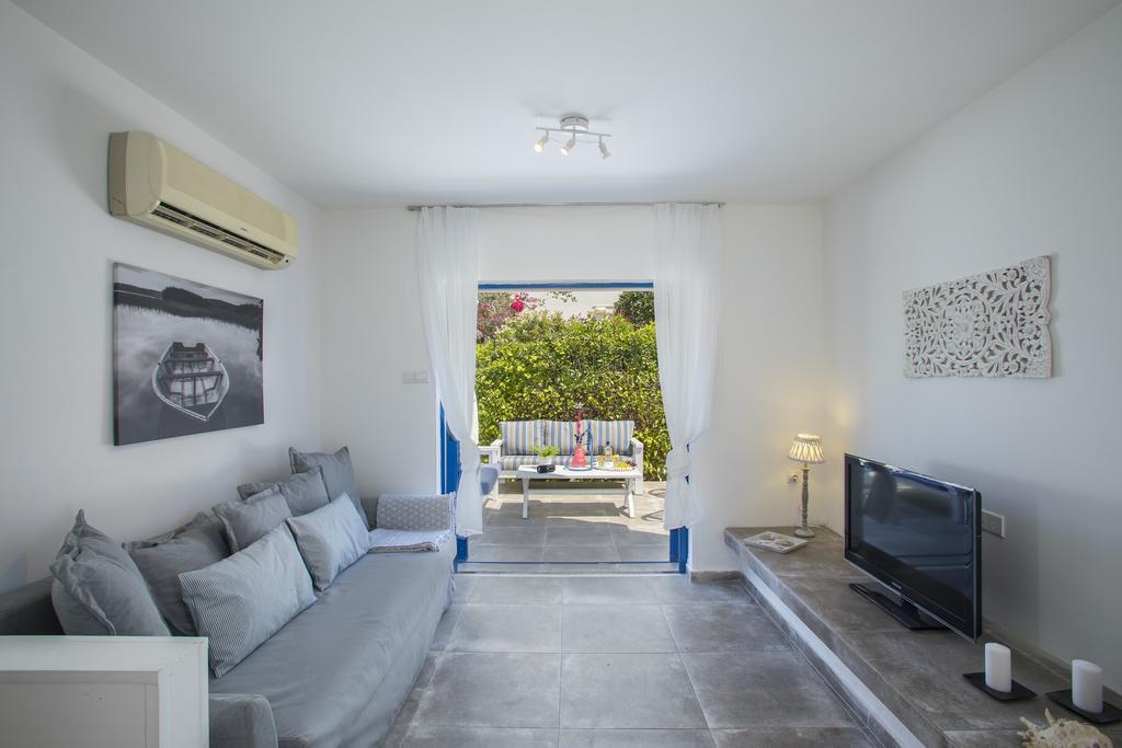 Protaras Villa Loulla 部屋 写真