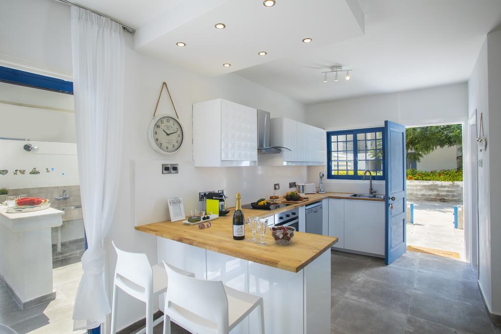Protaras Villa Loulla 部屋 写真